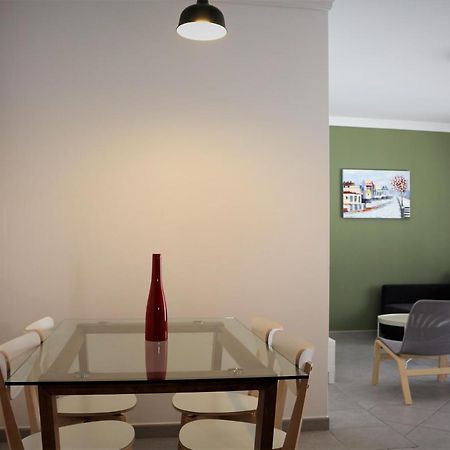Lovely Apartment In Carvoeiro By The Beach Екстер'єр фото