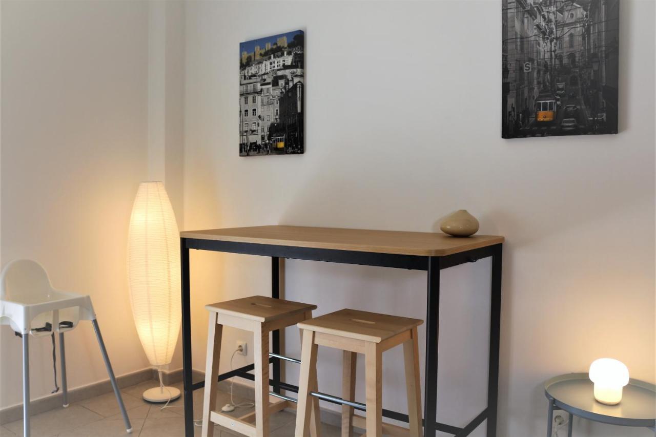 Lovely Apartment In Carvoeiro By The Beach Екстер'єр фото