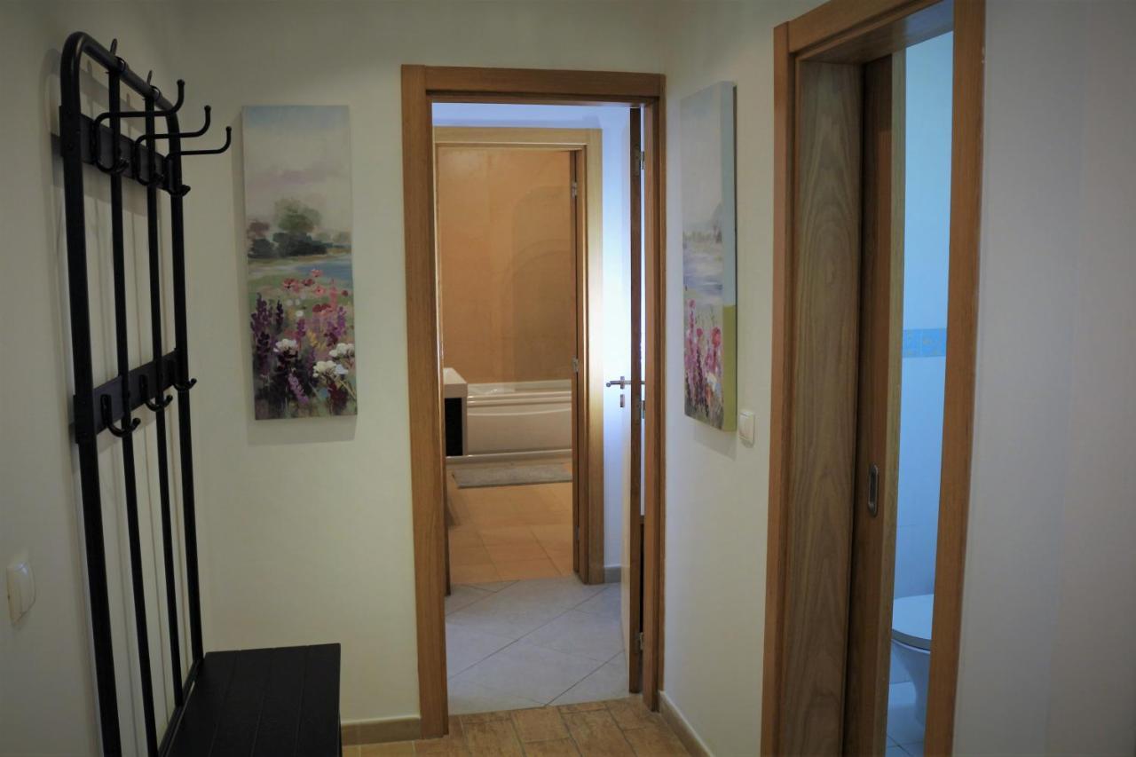 Lovely Apartment In Carvoeiro By The Beach Екстер'єр фото